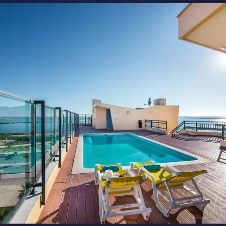 Jacaranda Apt.3 Bed 3 Bath.rooftop Pool. A/c, Heating. Lic.# 89195/al