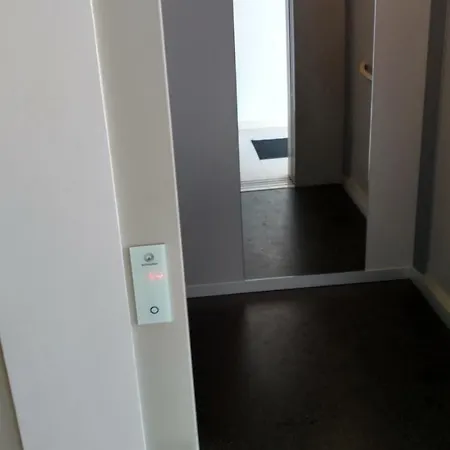 Jacaranda Apt.3 Bed 3 Bath.rooftop Pool. A/c, Heating. Lic.# 89195/al Olhão